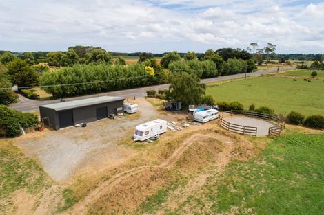 Photo of property in 514 Milson Line, Newbury, Palmerston North, 4478