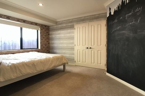 Photo of property in 19 Dressage Lane, Greenhithe, Auckland, 0632