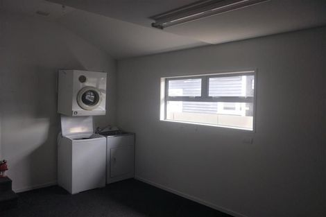 Photo of property in 292 Devon Street West, New Plymouth, 4310