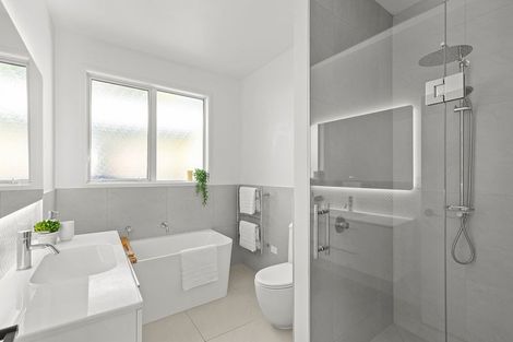 Photo of property in 107 Fulford Street, New Plymouth, 4310