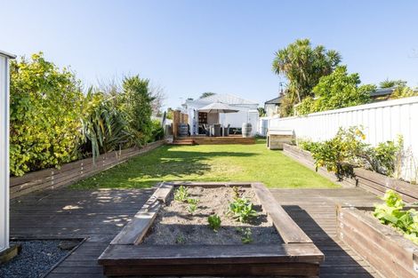 Photo of property in 74 Nelson Crescent, Napier South, Napier, 4110