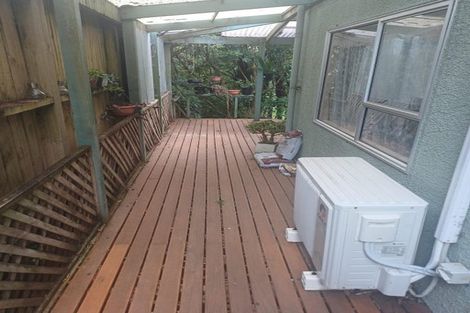 Photo of property in 205 Miromiro Road, Normandale, Lower Hutt, 5010