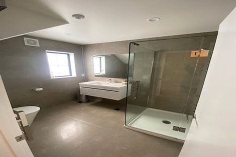 Photo of property in 7/106 Peterborough Street, Christchurch Central, Christchurch, 8013