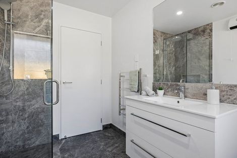 Photo of property in 27 Crossley Avenue, Woodend, 7610