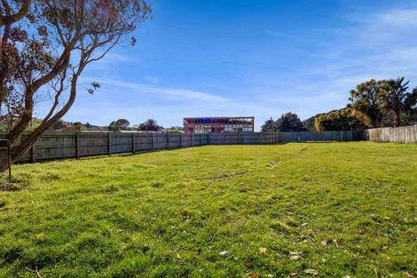 Photo of property in 4 Kawei Road, Ohawe, Hawera, 4671