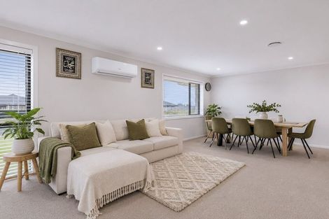Photo of property in 14 Murray Ward Drive, Te Kauwhata, 3710