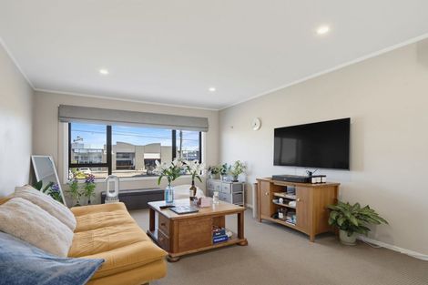 Photo of property in 41e Tawa Street, Mount Maunganui, 3116