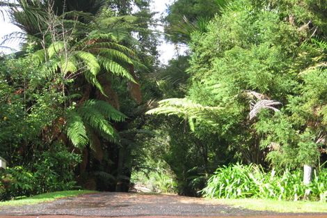 Photo of property in 160 Woodlands Park Road, Titirangi, Auckland, 0604