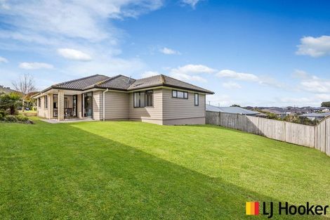 Photo of property in 15 Parkgrove Crescent, Pokeno, 2402