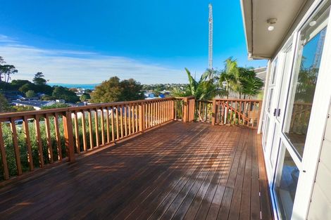 Photo of property in 1/57b Woodlands Crescent, Browns Bay, Auckland, 0630