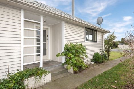 Photo of property in 32 Garvins Road, Hornby, Christchurch, 8042
