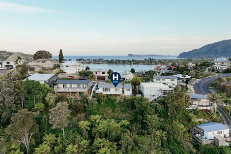 Photo of property in 6 Ridge Road, Tairua, 3508
