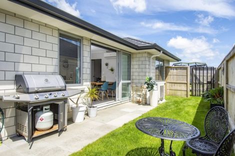 Photo of property in 41 Te Kio Crescent, Papamoa Beach, Papamoa, 3118