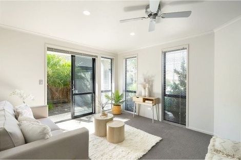 Photo of property in 58 Gibson Place, Papamoa Beach, Papamoa, 3118