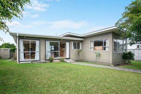 Photo of property in 41 Roretana Drive, Athenree, Katikati, 3177