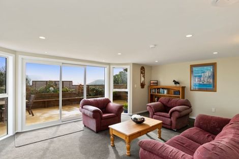 Photo of property in 4 Montserrat Place, Grenada Village, Wellington, 6037