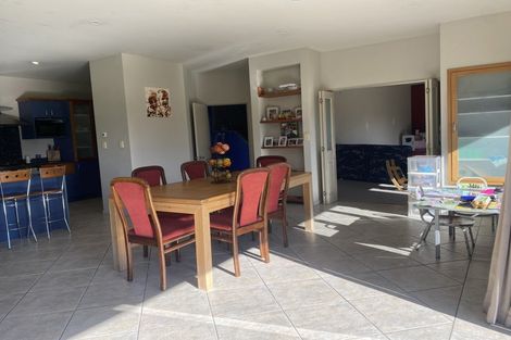 Photo of property in 109-111 Parrs Cross Road, Glen Eden, Auckland, 0612