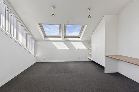 Photo of property in 195 The Terrace, Wellington Central, Wellington, 6011