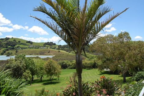 Photo of property in 119 Manu Drive, Kaiwaka, 0573