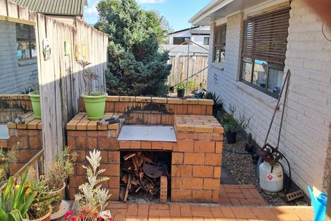 Photo of property in 1/7 Dalkeith Place, Opaheke, Papakura, 2113