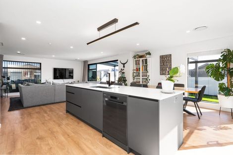 Photo of property in 31 Blue Jacket Drive, Halswell, Christchurch, 8025