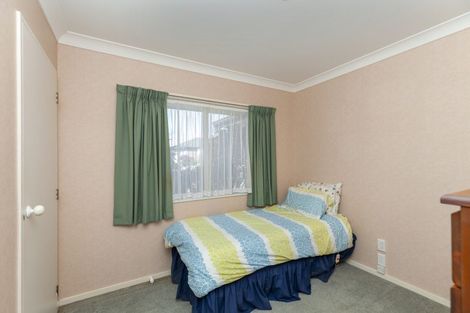 Photo of property in 2 Crown Hill, Paraparaumu, 5032