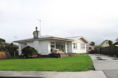 Photo of property in 411 Huia Place, Camberley, Hastings, 4120