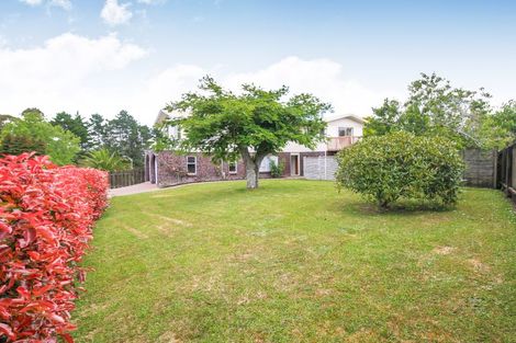 Photo of property in 19 St Catherine Crescent, West Harbour, Auckland, 0618