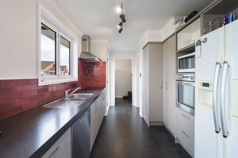 Photo of property in 10 Mansell Crescent, Bulls, 4818