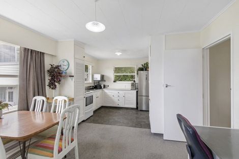 Photo of property in 21 Holland Street, Wainuiomata, Lower Hutt, 5014