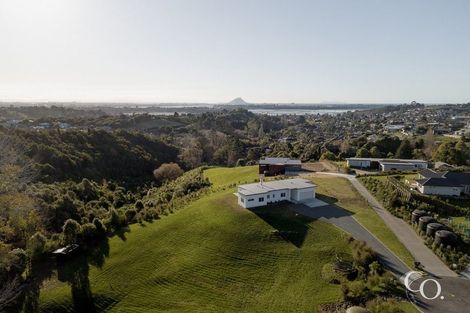 Photo of property in 45 Te Auhi Way, Welcome Bay, Tauranga, 3112
