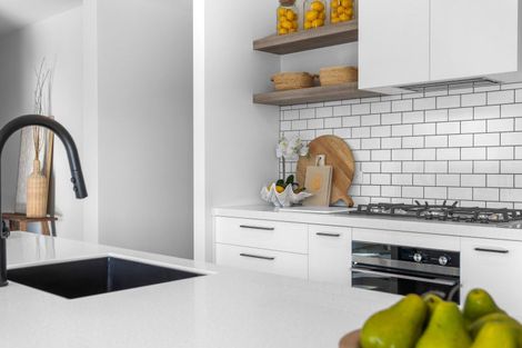 Photo of property in 15 Bob Reid Crescent, Darfield, 7571