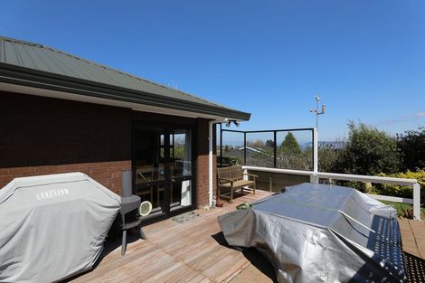 Photo of property in 79 Harvey Street, Waipahihi, Taupo, 3330