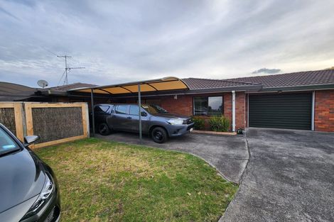 Photo of property in 2/24 Halver Road, Hillpark, Auckland, 2102