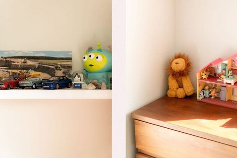 Photo of property in 27 Empire Crescent, Papamoa, 3118