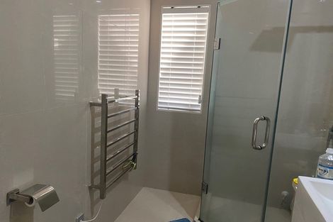 Photo of property in 14 Kerrykeel Drive, Flat Bush, Auckland, 2019