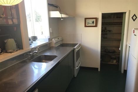 Photo of property in 9 Milton Terrace, Hospital Hill, Napier, 4110