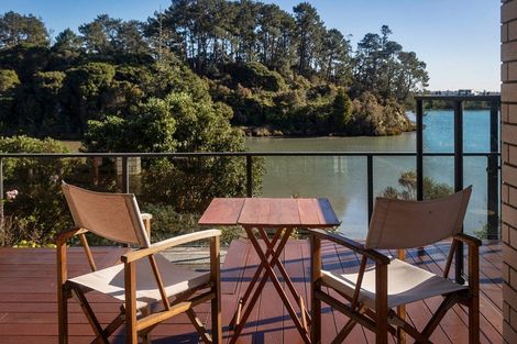 Photo of property in 6 Lees Cove, Karaka, Papakura, 2113