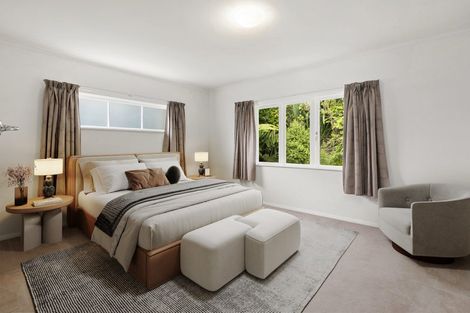 Photo of property in 64 Newlands Road, Newlands, Wellington, 6037