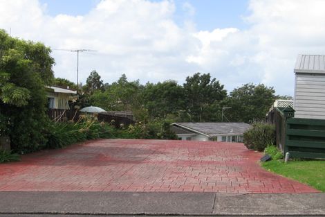 Photo of property in 13 Bellringer Road, Massey, Auckland, 0614