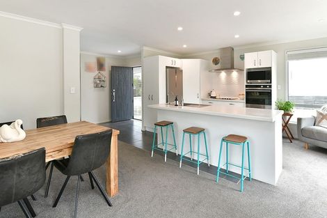 Photo of property in 127a Awaroa Road, Helensville, 0800