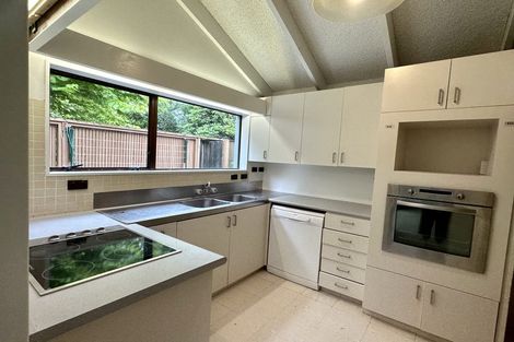 Photo of property in 1 Kim Street, Khandallah, Wellington, 6035