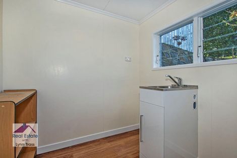 Photo of property in 42 Memorial Drive, Parahaki, Whangarei, 0112