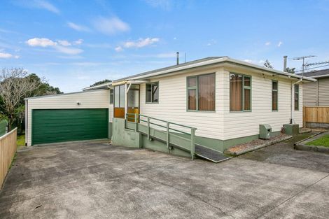 Photo of property in 5 Endeavour Street, Marfell, New Plymouth, 4310