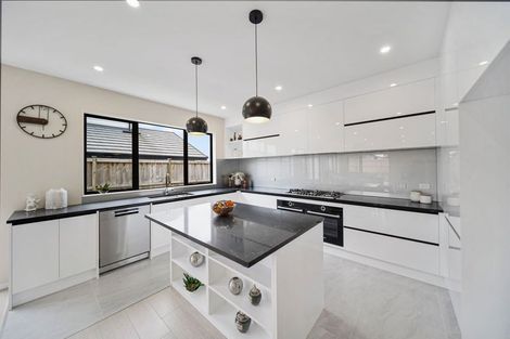 Photo of property in 19 Rauaruhe Road, Karaka, Papakura, 2113