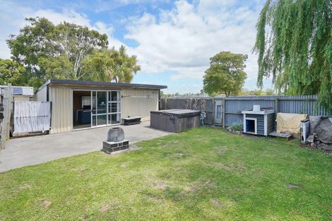 Photo of property in 171 Wainoni Road, Avondale, Christchurch, 8061