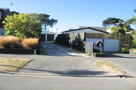 Photo of property in 9 Mermaid Place, Southshore, Christchurch, 8062