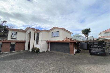 Photo of property in 102b Meadowland Drive, Somerville, Auckland, 2014