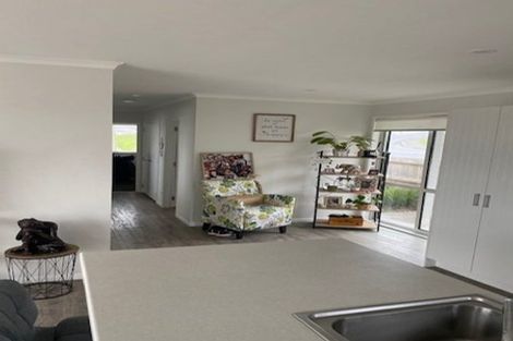 Photo of property in 11a Rishworth Avenue, Stanmore Bay, Whangaparaoa, 0932