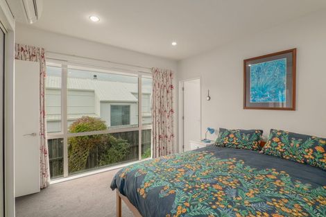 Photo of property in 29 Moncks Spur Road, Redcliffs, Christchurch, 8081